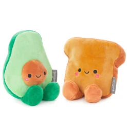 Hallmark Better Together Avocado And Toast Magnetic Plush, 5" -Charming Home Shop Avocado and Toast Magnetic Plush 1KID2091 04