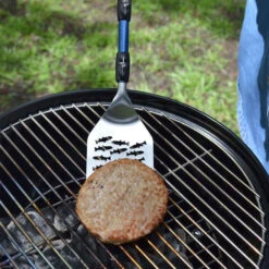 Gibson Bait Cast Fishing Pole BBQ Spatula -Charming Home Shop Grilling Spatula With Cutout Fish Designs and Reel 22289F 03