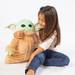 Pillow Pets Disney Star Wars: The Mandalorian Grogu Plush Toy, 16" -Charming Home Shop Grogu Pillow Pet from Star Wars The Mandalorian 03201497E 04