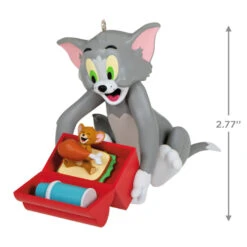 Hallmark Tom And Jerry™ What's For Lunch? Ornament -Charming Home Shop Tom and Jerry Lunch Box Keepsake Ornament 1899QXI6059 03