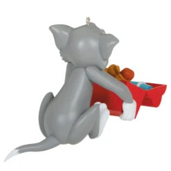 Hallmark Tom And Jerry™ What's For Lunch? Ornament -Charming Home Shop Tom and Jerry Lunch Box Keepsake Ornament 1899QXI6059 06