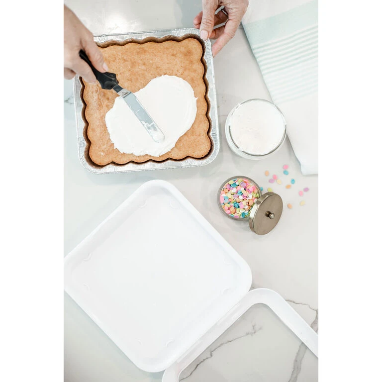 White Fancy Panz Square Foil Pan Serving Tray 4 White Fancy Panz Square Foil Pan Serving Tray - Image 2